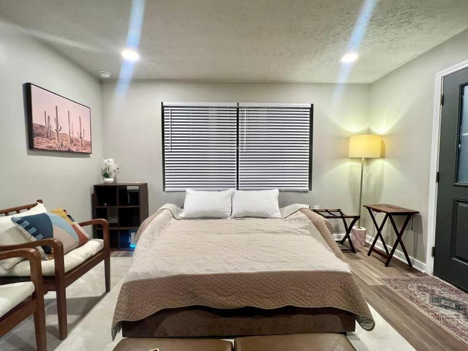 Modern Style Home Near Dt Indy & Major Attractions Индианаполис Экстерьер фото